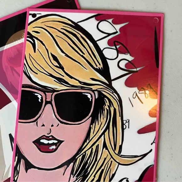 Taylor Swift Party Supplies Birthday Banner Cake Topper Cupcake Balloons Swiftie - Picture 3 of 8